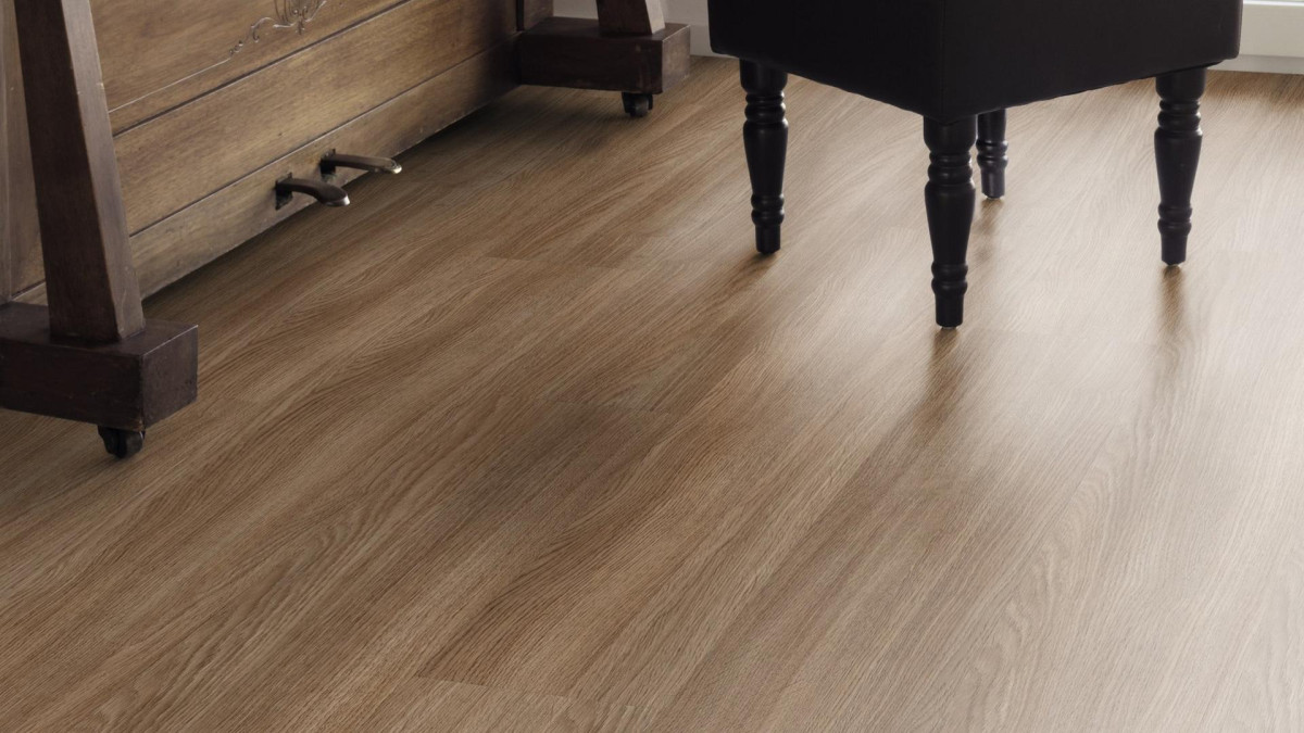 KAINDL EASY PRÉMIUM MAGASFÉNYŰ 8 MM tölgy AVIVA FAWN Laminált padló 1383x159x8 mm /O146/