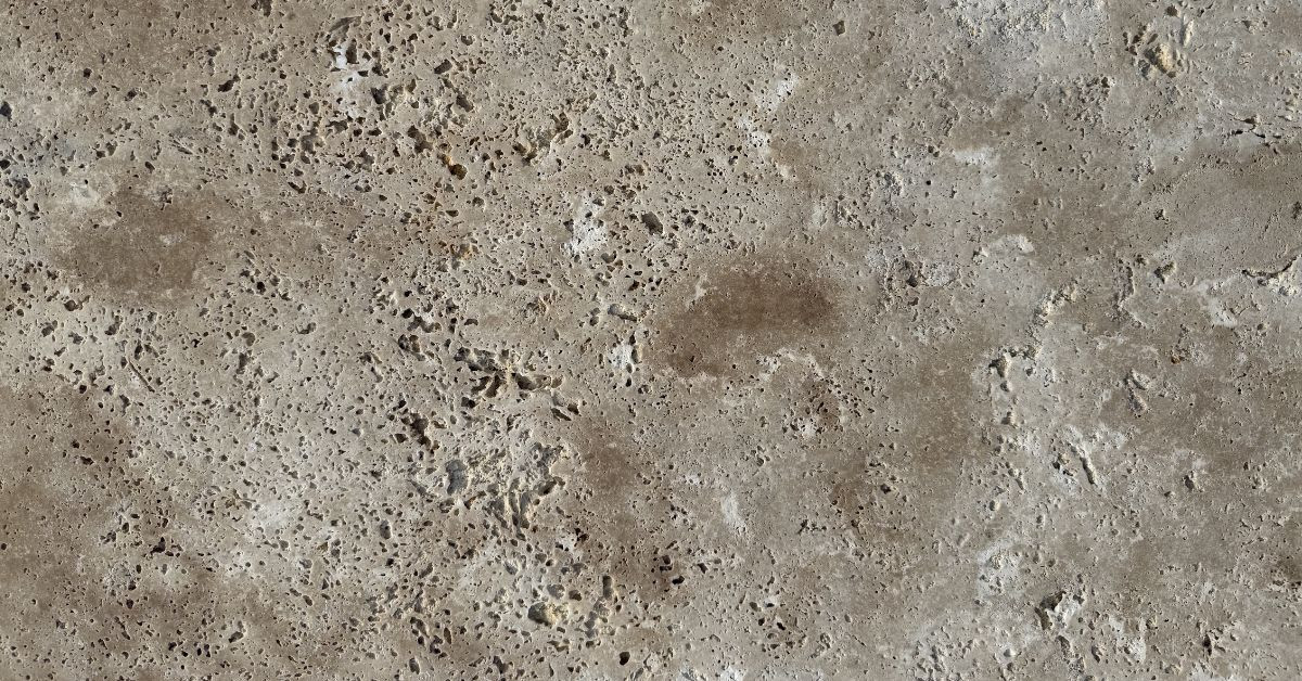 Természetes kőburkolatok_Travertin Gea antikolt tömítetlen 40,6*61*1,2 cm szabályos