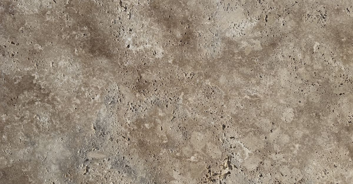 Természetes kőburkolatok_Travertin Gea antikolt tömítetlen 40,6*61*1,2 cm szabályos