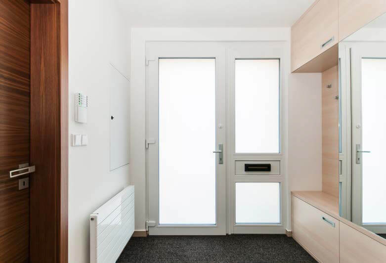 Homlokzati nyílászárók_AS76 Infinity bejárati ajtó