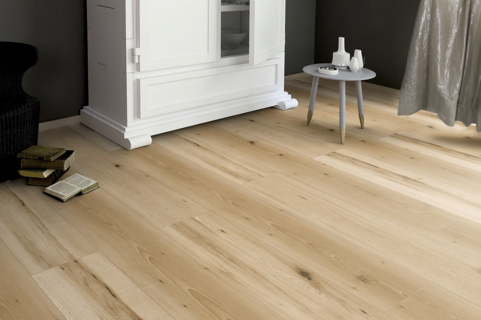 KAINDL CLASSIC STANDARD 8 MM bükk SWARAN Laminált padló