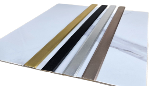 PVC kiegészítők Mediterrán R_ Takaró díszléc fekete 1,4*15*2850 mm