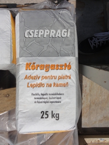 TERMÉSZETES KÖVEK Burkolókő Kőragasztó