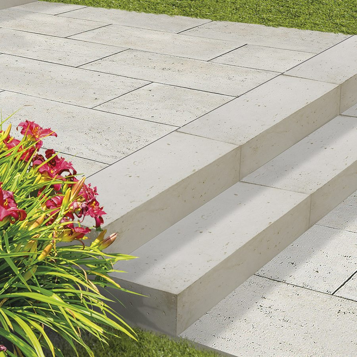 SEMMELROCK_LUSSO TIVOLI LÉPCSŐ 60x35x15 CM KRÉMFEH.