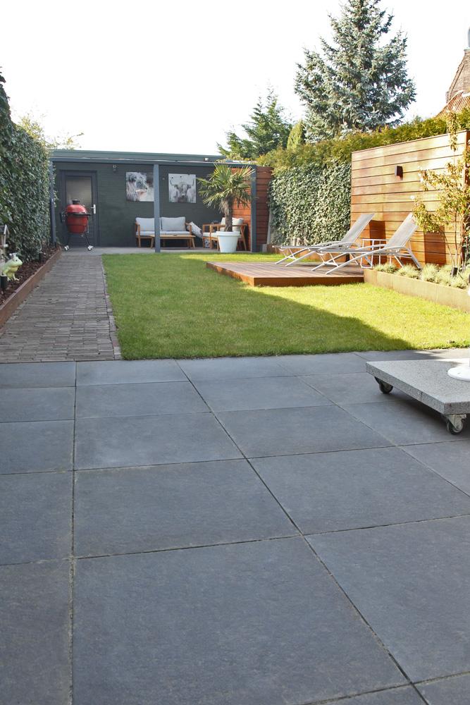 Kőporcelán_Slate Black 60 x 60 x 3cm