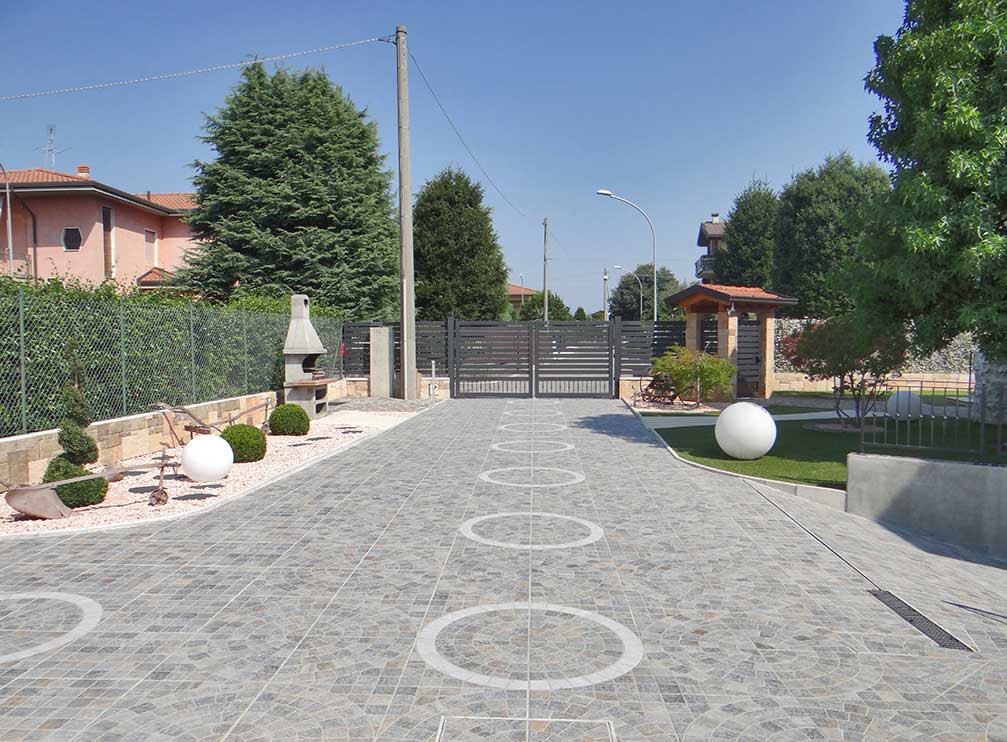 Kőporcelán_StoneGres_ Cubetti Luserna Rosone Carrara 60 x 60 x 2 cm