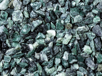 TERMÉSZETES KÖVEK_Zuzott kő Verde Alpi 12-16 mm zsákos