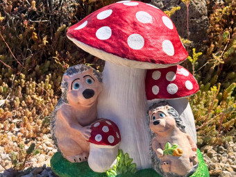 Beton butik_kerti díszek_Sünis gomba - piros