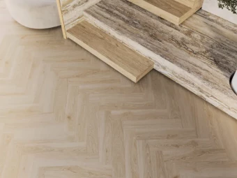  Melegburkolatok_Barlinek SPC Tea Oak halszálkás 639,5*127,9*6mm