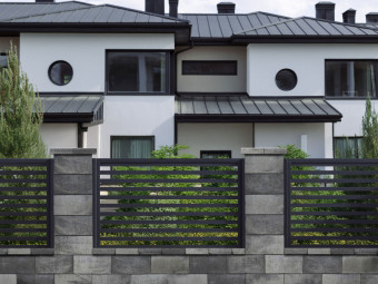 Barabás kerítéskő fekete-fehér melír 40*20*20 cm