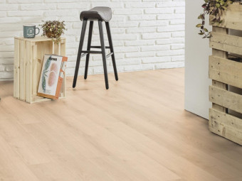 AQUA PRO select CLASSIC TOUCH 10.0 Standard 10 MM tölgy EVOKE CRYSTAL Laminált padló 1383x193x10 mm /K4423/