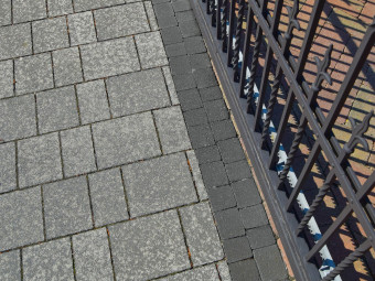 Barabás térkő  Elegante Gránitkő 6 cm, obszidián