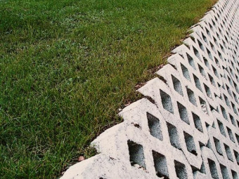 Barabás térkő Gyephézagos szürke 10 cm