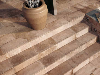 Monocibec_Geobrick Grip matt Canossa gres burkolat 25*50*1 cm