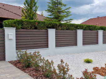 Mediterrán WPC 20*140*5800 mm 3D famintás kerítéselem sötétbarna