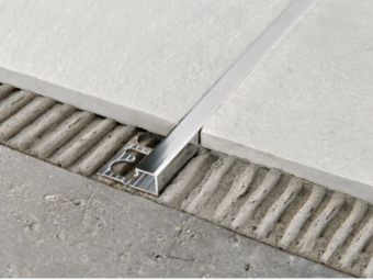 Szögletes Profilok_Progress Projolly Square Szögletes Polírozott Króm Alumínium Élprofil 8 mm 2,7m/szál /PJQSBC 08/