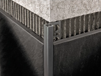 Szögletes Profilok_Progress Projolly Square Szögletes Polírozott Szálcsiszolt Grey Gun Alumínium Élprofil 8 mm 2,7m/szál /PJQSBGS 08/