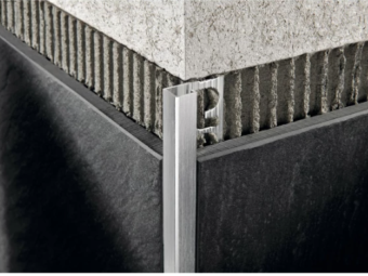 Szögletes Profilok_Progress Projolly Square Szögletes Polírozott Szálcsiszolt Króm Alumínium Élprofil 12,5 mm 2,7m/szál /PJQSBS 125/