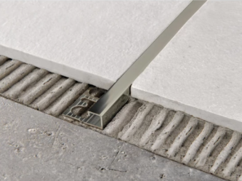 Szögletes Profilok_Progress Projolly Square Szögletes Polírozott Titán Alumínium Élprofil 8 mm 2,7m/szál /PJQSBT 08/