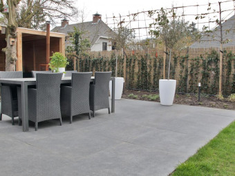 Kőporcelán_Bluestone Black 90 x 90 x 3 cm