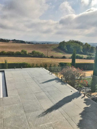 Kőporcelán_Combine I & O_ Colosseo Grigioni R10 30 x 60 x 1 cm