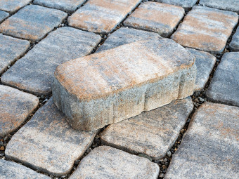 VIASTEIN_Old Stone strukturált térkő Clean & Color Protect védelemmel_kagylóhéj árnyalt 7cm