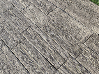 VIASTEIN_Via Holz faerezett felületű térkő Clean & Color Protect védelemmel_ében 8 cm